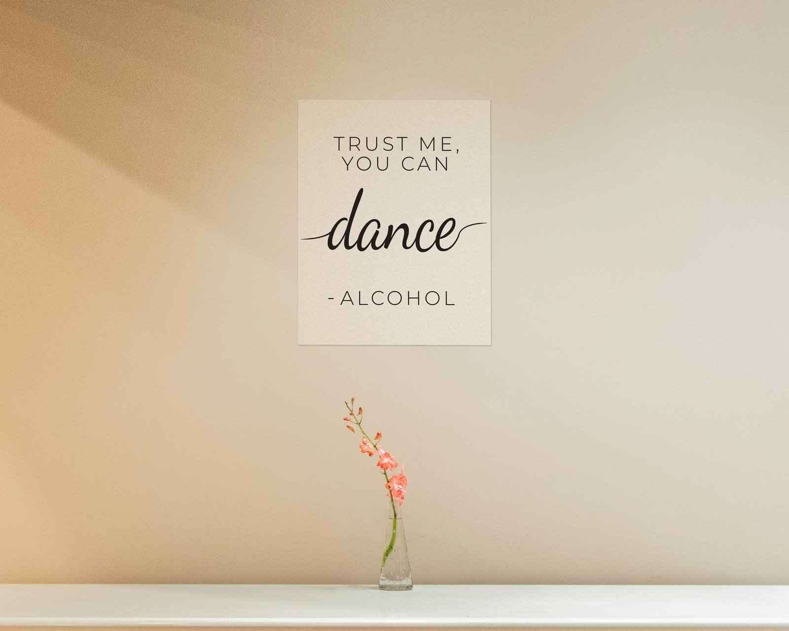 Trust Me, You Can Dance, Bare print in a hallway and entry