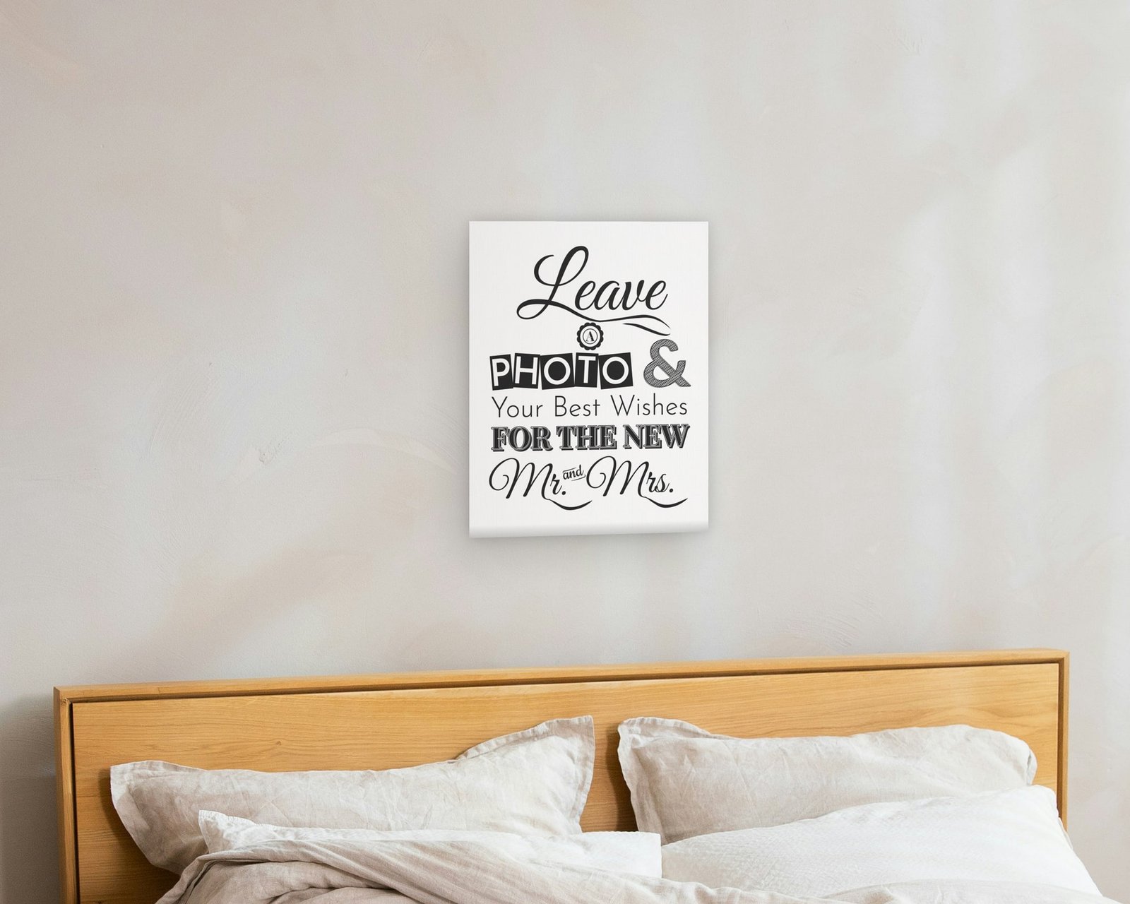 Leave A Photo And Your Best Wishes, Gallery canvas in a bedroom