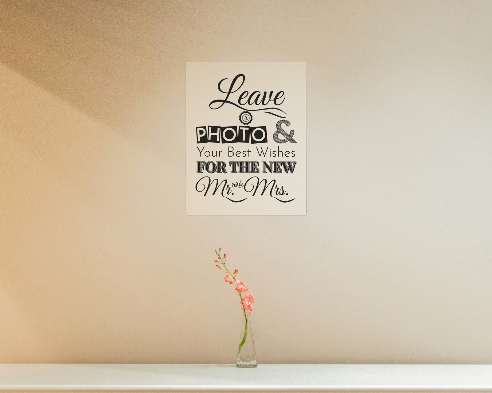 Leave A Photo And Your Best Wishes, Bare print in a hallway and entry